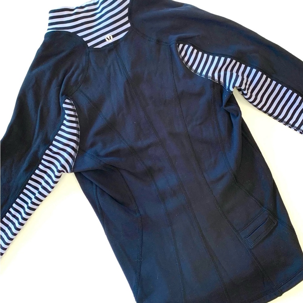 Lululemon Run: U-Turn Pullover *Reversible - Picture 2 of 6